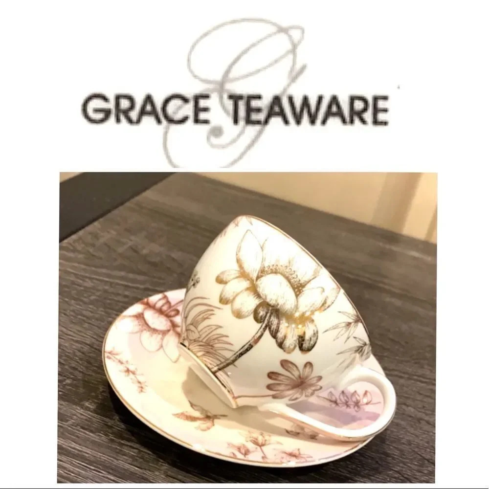 Set of 4 . coffee cups with saucers